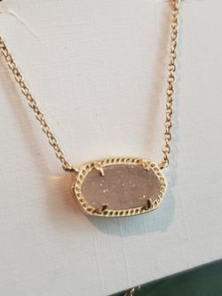 Elisa Gold Extended Length Pendant Necklace In Iridescent Drusy

Kendra SCOTT