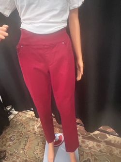 Women red jean size 11-12