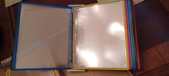 TARIFOLD Wall Mount Display & Reference