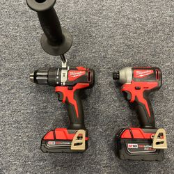 Milwaukee M18 18-Volt Lithium-Ion Brushless Cordless Hammer Drill/Impact Combo Kit (2-Tool) with 2 Batteries, Charger and Bag