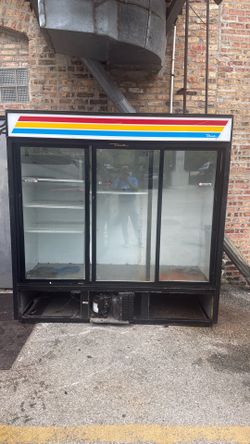 3 door True refrigerator