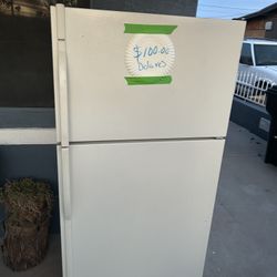 Gently Used Fridge 