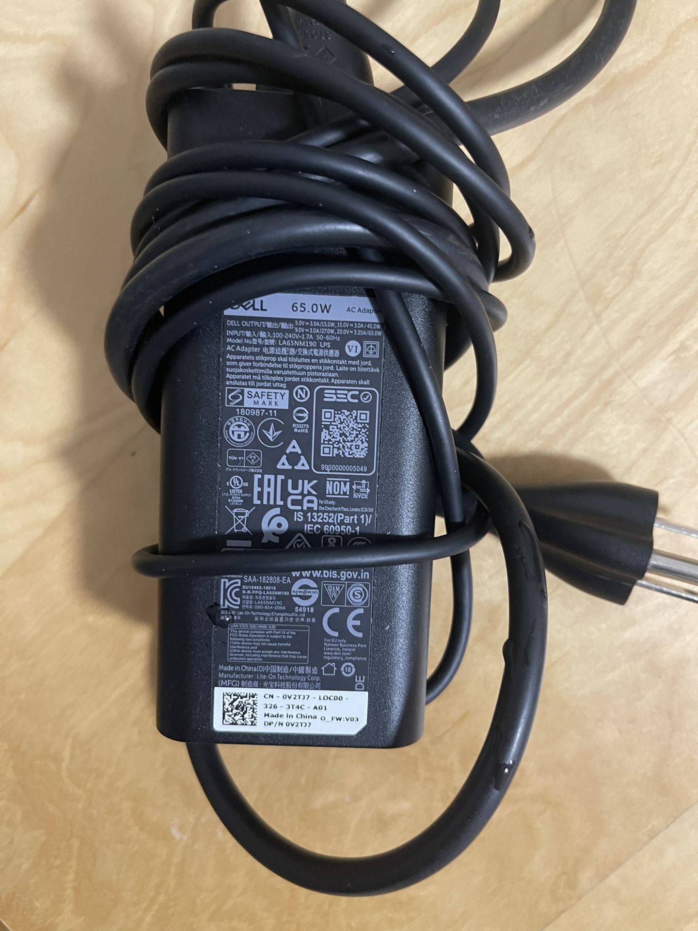 DELL V2TJ7 65W LA65NM190 20V 3.25A Genuine AC Power Adapter USB-C Charger