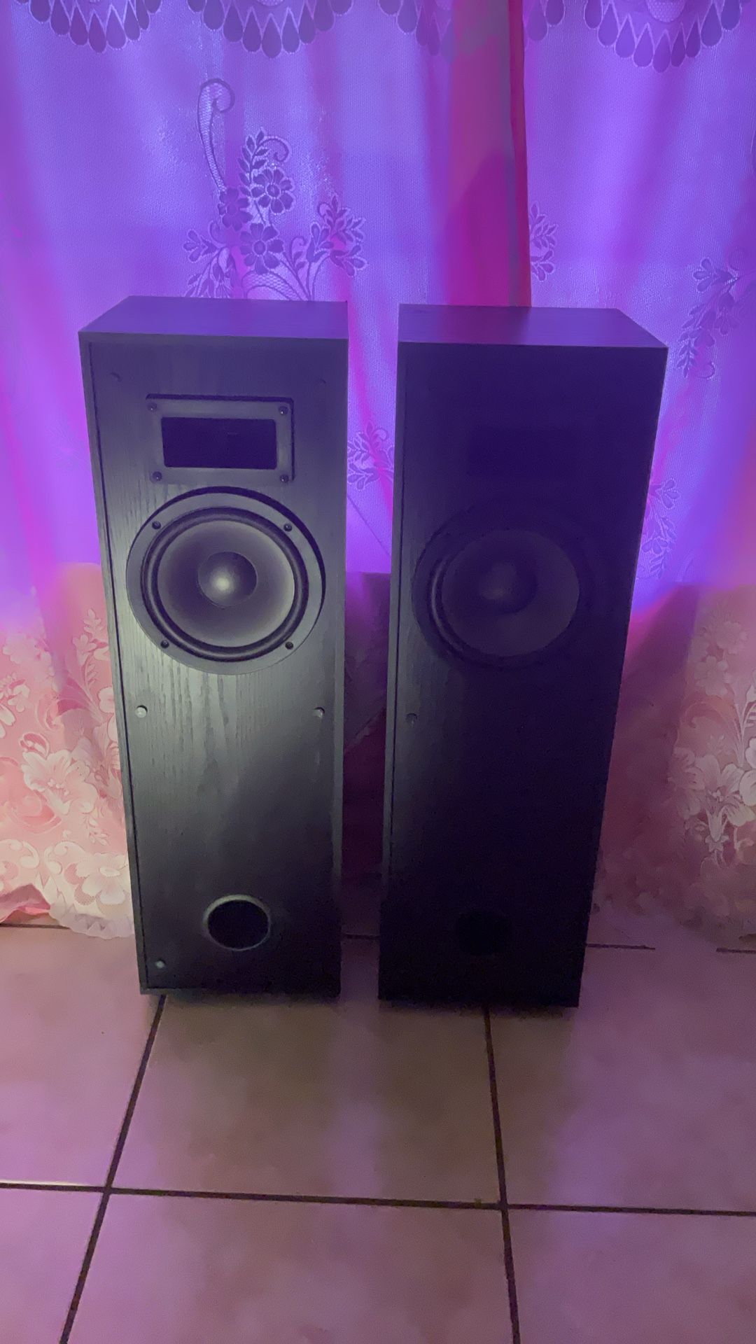 Klipsch KG 3.5Floor Standing Speakers