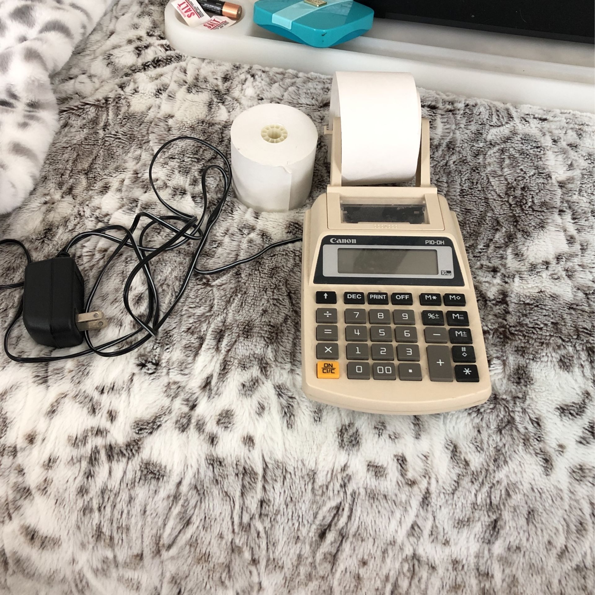 Canon adding machine electric and battery operated