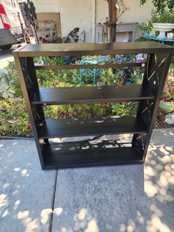 Metal Shelf for Sale in Manteca