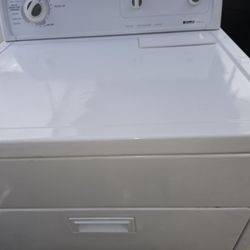 Kenmore Gas Dryer Super Capacity And Heavy Duty Works Excellent