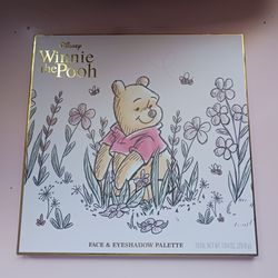 Large Winnie the pooh eyeshadow palette