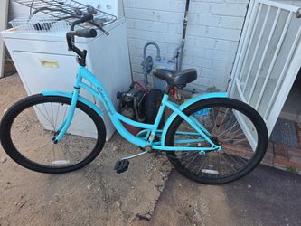 Beach cruiser bike
