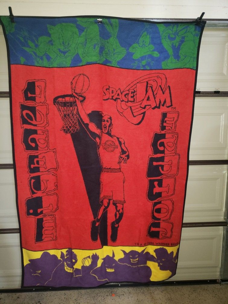 Vintage Space Jam 1996 Michael Jordan Throw Blanket