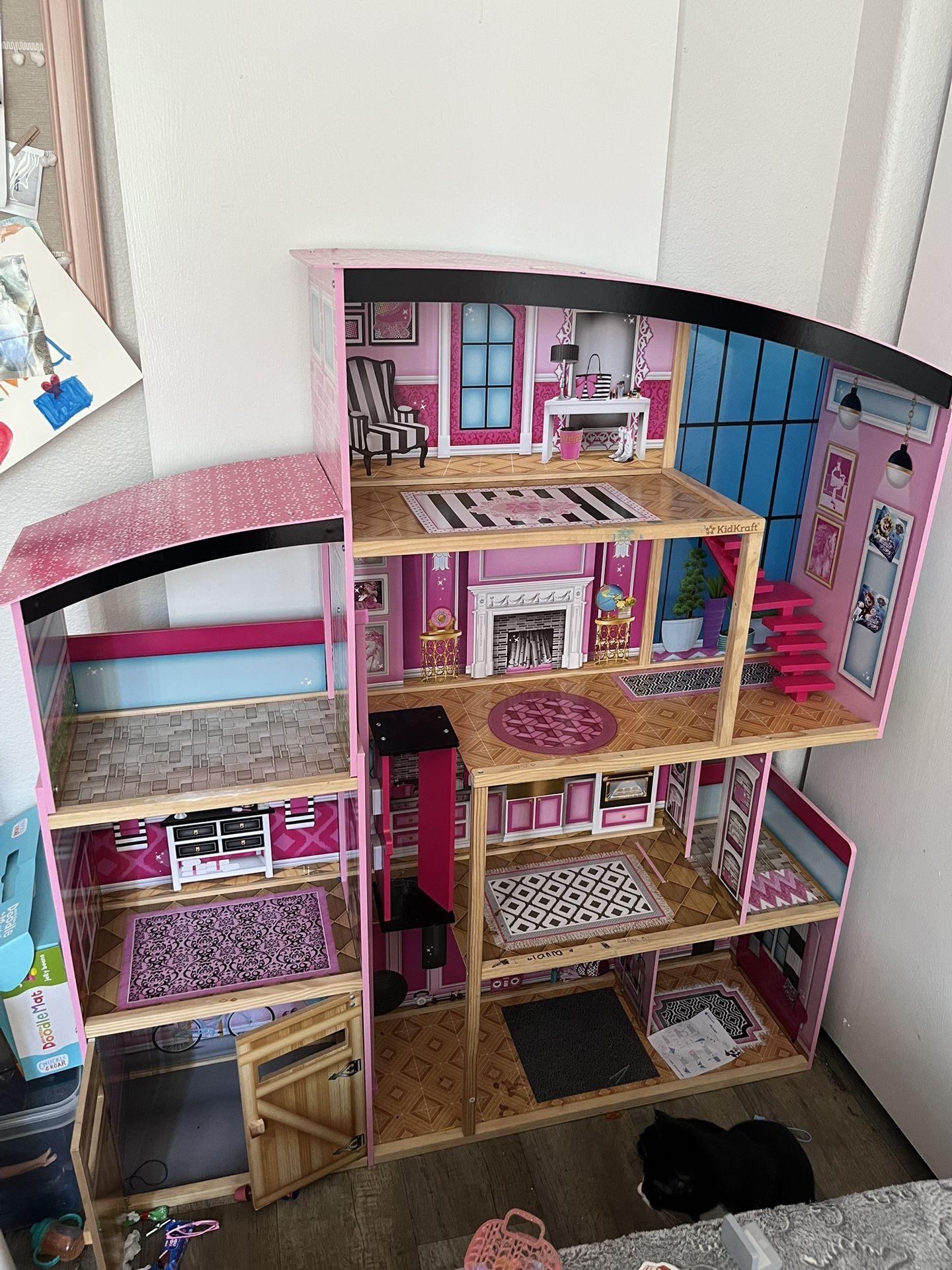 Big Doll House