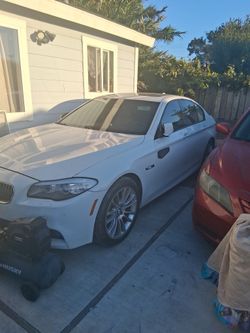 Vendo Carro BMW (contact info removed)