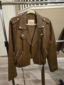 Levis Jacket Women's