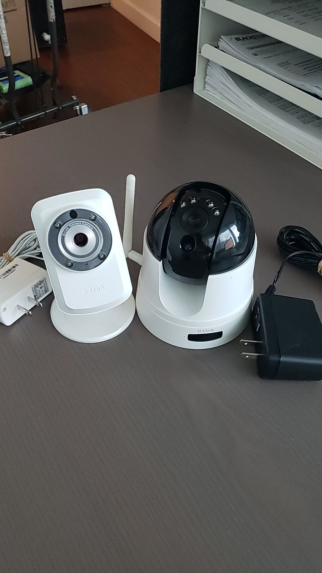 2 WiFi Camera Set. DCS-932L & DSC-5222L