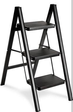 Step ladder and step stool