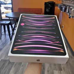 iPad Pro 12.9 inch M2 Chip 128 GB Wifi Cellular 