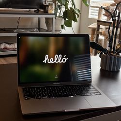 MacBook Pro 2020 M1 (256GB) – Pristine Condition