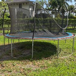 trampoline 12x12