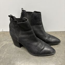 ALDO Waterproof Boots Women’s Size 7