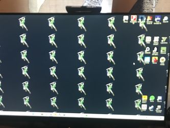 Monitor Para Computadora Esta Semi Nuevo