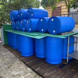 Tanques Plásticos 55GL