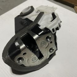 2017-2022 Honda CRV Rear Lock Driver Side