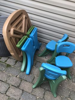 Kids Outdoor Table With 3 Chairs