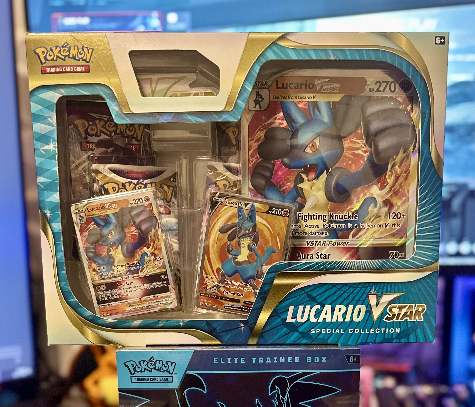 Lucario VSTAR Special Collection
