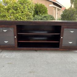 Modern 4 Drawer Media TV Stand Furniture Great Condition 
