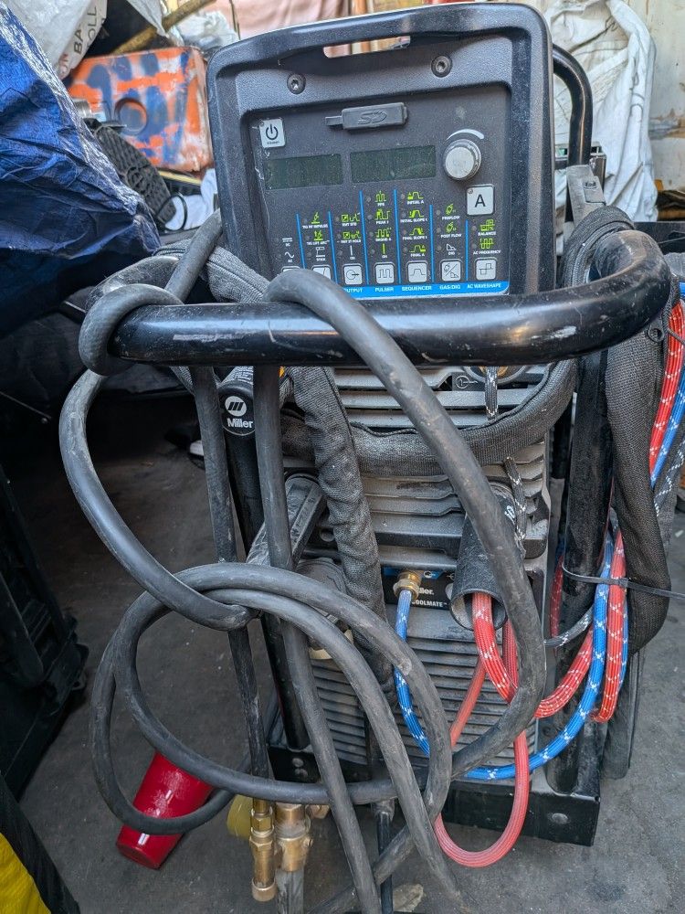 Miller Dynasty 280 Welder