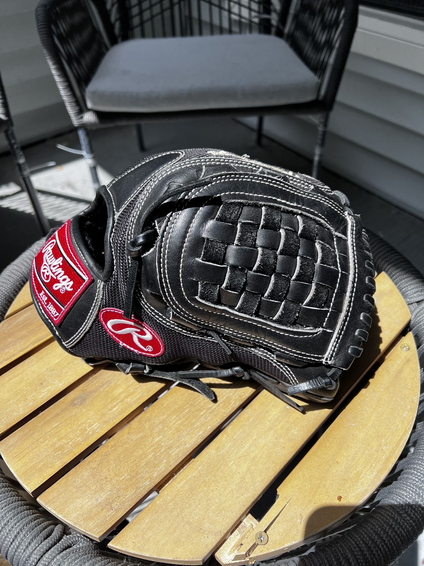 Rawlings Heart of the Hide PRO12DM 12” Baseball Glove – Excellent Condition