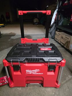Brand New Milwaukee Packout 22" Rolling Modular Tool Box