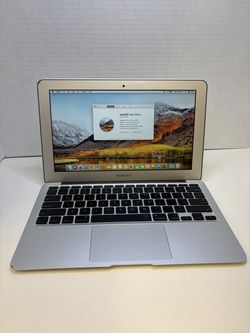 MacBook Air 11"(2010), Intel Core 2 Duo 1.6 GHz, 4GB RAM, 120GB HDD - Silver