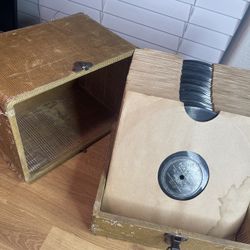 Vintage Radio Station DJ 78 RPM Record Case with Promo
