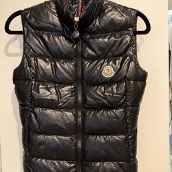 Moncler Down Puffer Vest. Size- 1