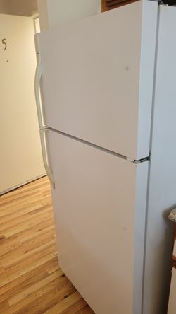Refrigerator for sale