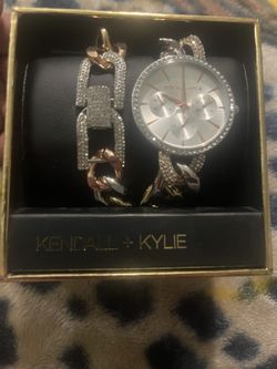 Kendall And Kylie Watch And Bracelet Set