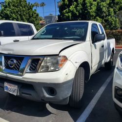 2015 Nissan Frontier 215000 Miles 