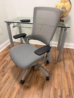 Clatina Gray Mesh High-Back Office Chair