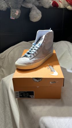 BLAZER MID 77 PRM GREY FOG/LT SMOKE GREY Size 8Men Women 10
