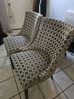 Living Roonm Chairs