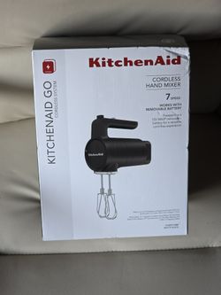 Kitchen Aid 7 speed cordless hand mixer