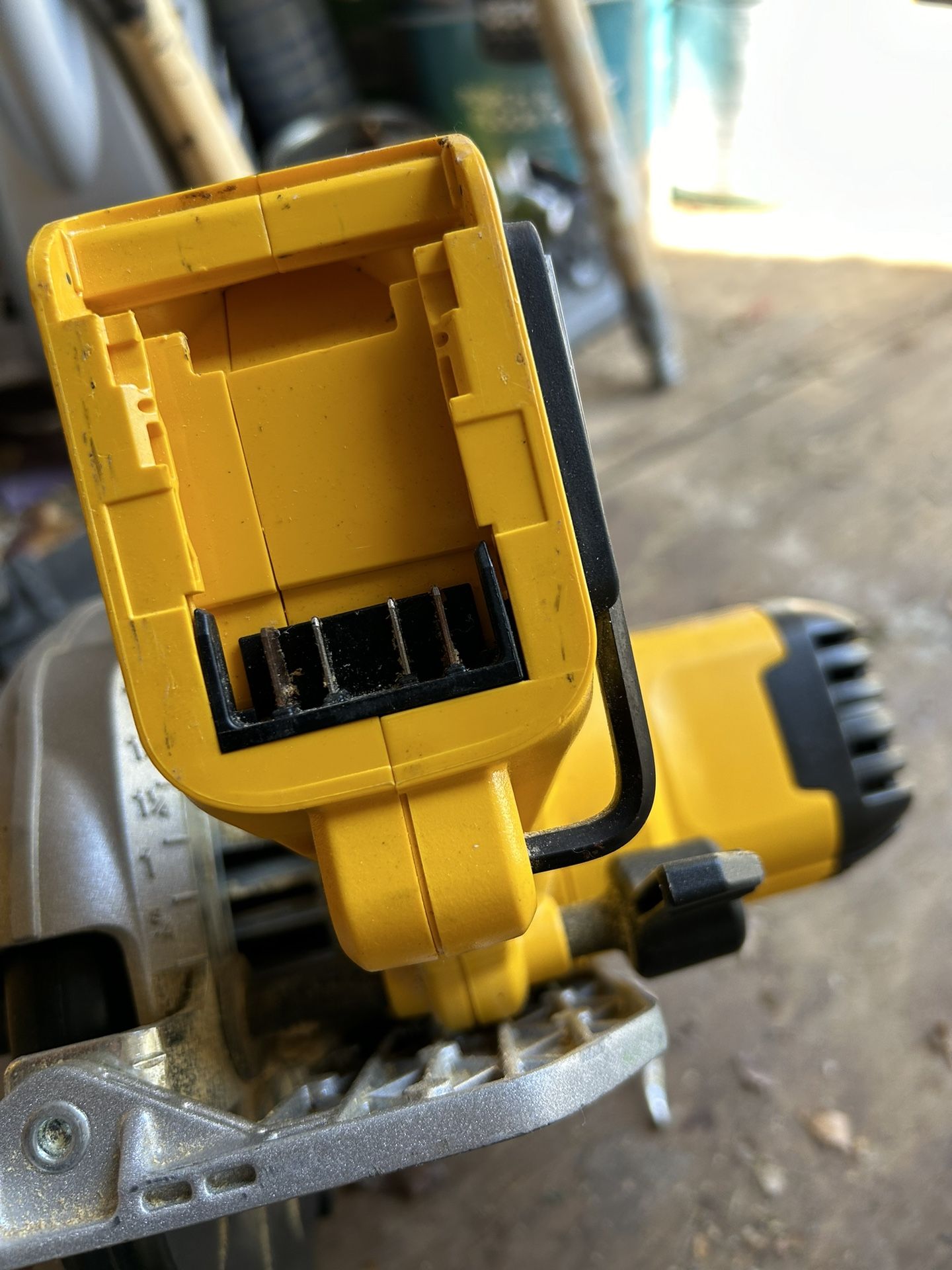 Dewalt 20 V Circular Saw