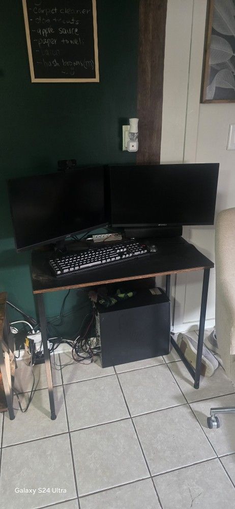 Desk And Table