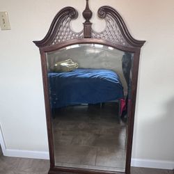 DREXEL HERITAGE Chippendale Mahogany Beveled Glass Mirror