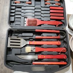 BBQ SET And carrying Case
