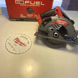 Milwaukee M18 7-1/4” Circular Saw (TOOL ONLY)