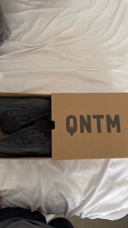 Kids Yeezy Quantum Onyx