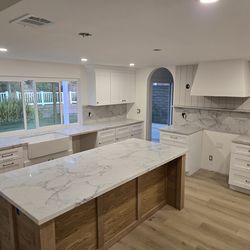 Countertop Installation & Slab Fabrication