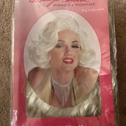 Marilyn Monroe Wig